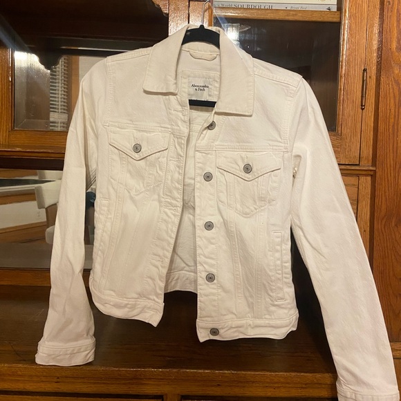 Abercrombie & Fitch Jackets & Blazers - Abercrombie & Fitch Women's White Denim Jacket